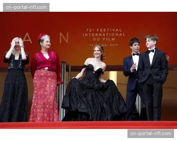 一部关于马赛足球文化的独立纪录片在戛纳电影节边缘单元展映