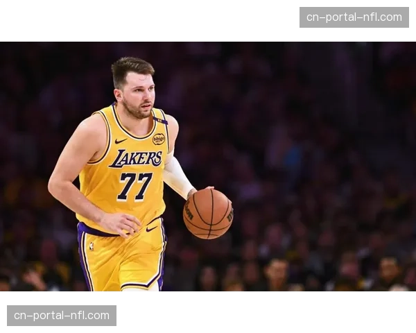 东契奇里夫斯同日确诊重伤，湖人后场双核常规赛报销拉响警报